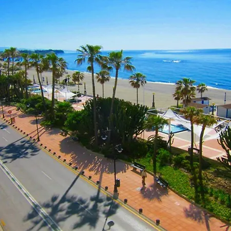 شقة - Playa - En Urbanizacion De Park Con Jardin Pb20 *
