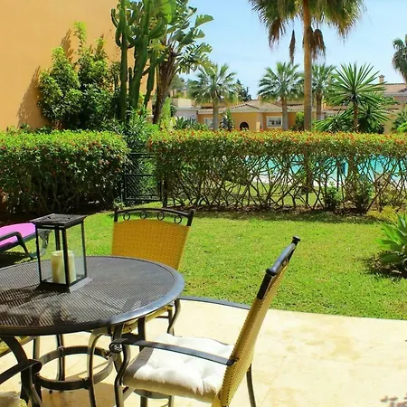 شقة - Playa - En Urbanizacion De Park Con Jardin Pb20 *